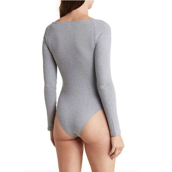 L’Agence Winona Ribbed Knit Long Sleeve Bodysuit in Heather Grey NWY Size Large - Picture 2 of 7